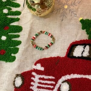 Christmas bracelet NWOT